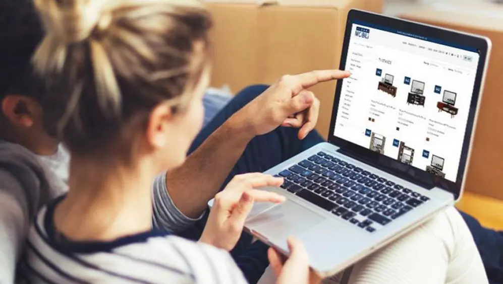 El ecommerce creció durante el incio de la pandemia y sigue en crecimiento.