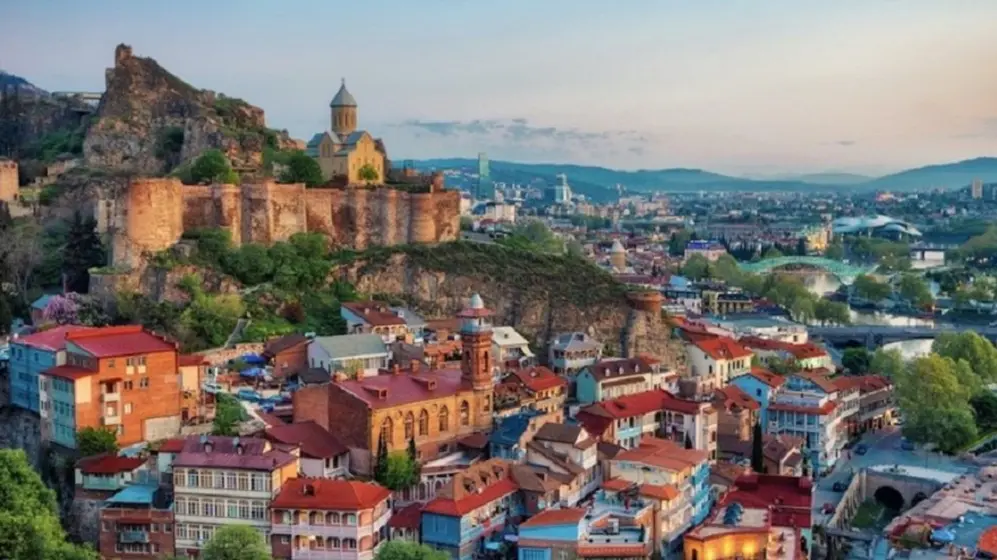 Georgia, un paraíso medieval en Europa que ofrece visa nómade a los trabajadores freelance