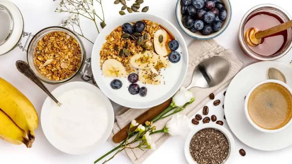 Un desayuno saludable debe contener una variedad de alimentos con distintos nutrientes