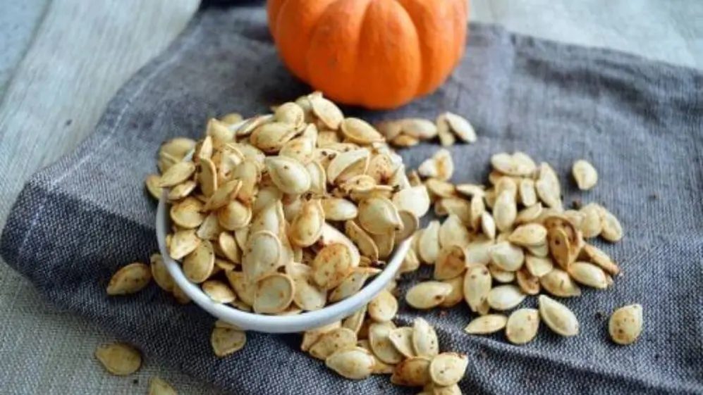 Las semillas de calabaza son uno de los alimentos con proteínas de este listado