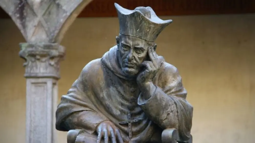 Escultura de Don Alonso de Fonseca, protagonista de esta historia