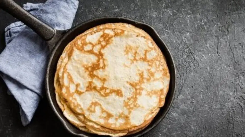 Los panqueques se preparan en una sartén o panquequera