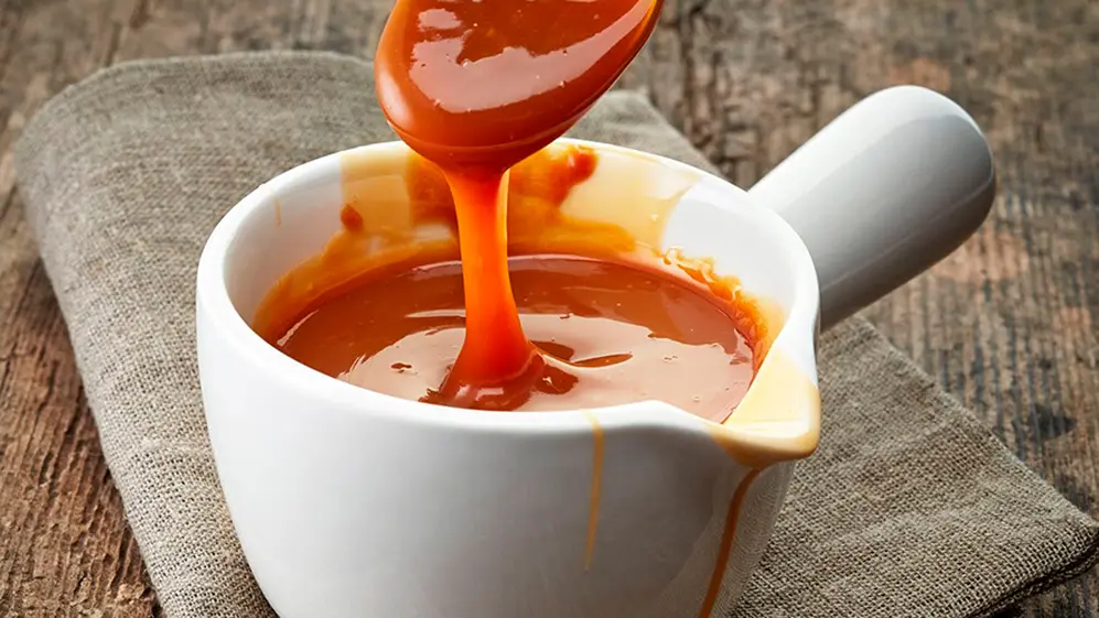 Hacer dulce de leche casero puede ser mucho más fácil y económico de lo que te esperabas