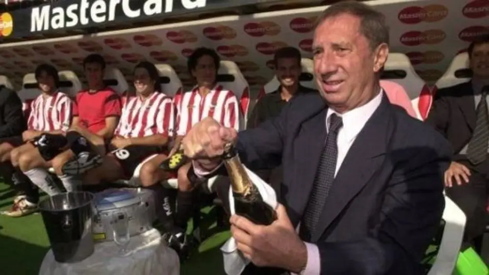 La fiscal pidió sacar a Bilardo de la cancha antes de que comenzara el partido
