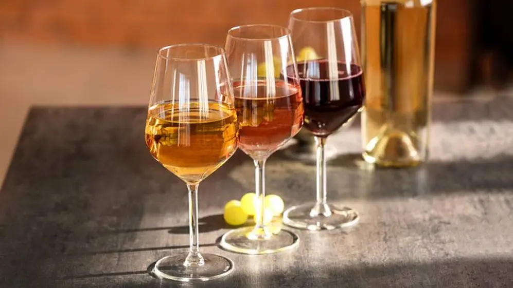 La variedad del vino para regalar que se elija depende de muchos elementos
