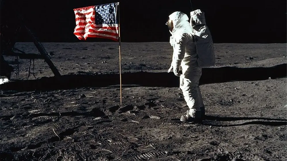 Cuándo es el Día del Amigo en Argentina: la llegada a la luna, un dato clave.