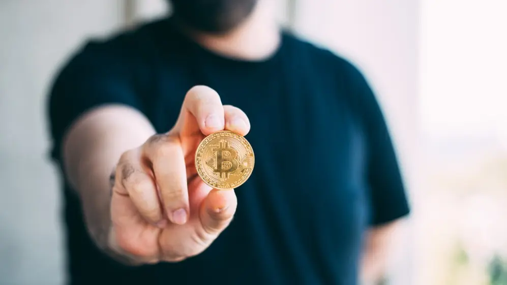 Bitcoin es la criptomoneda más famosa del orbe.