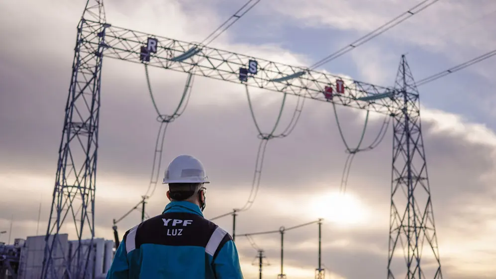 YPF Luz apunta a la eficiencia con un mix de fuentes de generación eléctrica.
