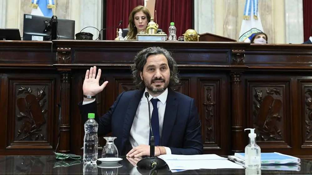 La decisión administrativa lleva la firma de 