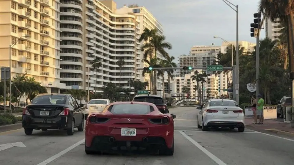 Surfside es un barrio de Miami muy elegido por argentinos, para turismo o para residir allí