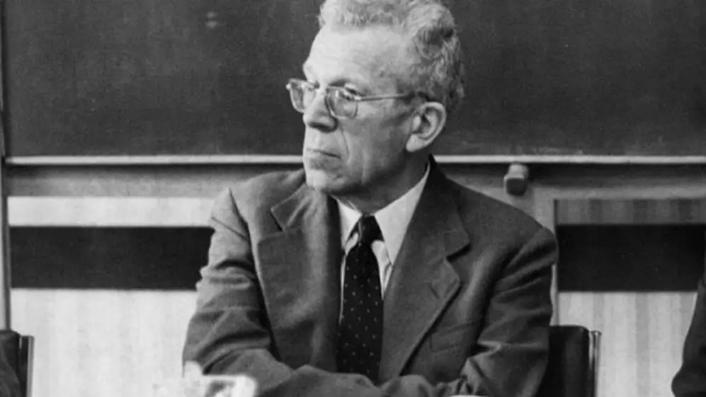 Hans Asperger fue quien describió los trastornos del espectro autosta