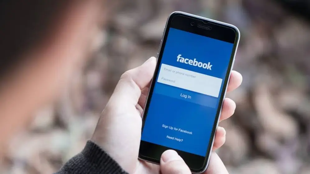 Las redes sociales intentan prevenir frajudes con diferentes sistemas. 