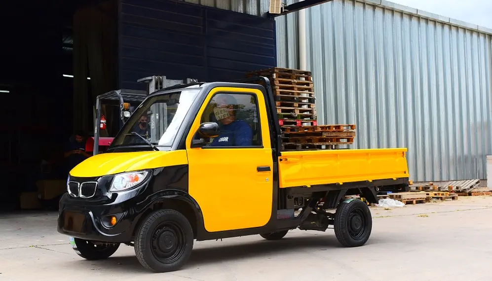 Tita, la camioneta eléctrica de Corradir.