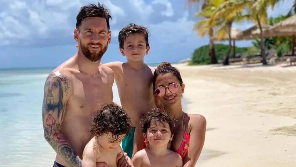 En pleno festejo por haber fanado la final de la Copa América, Messi hizo una videollamada con su familia