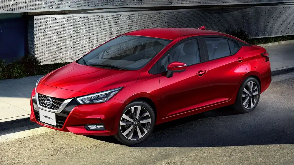 Nissan Versa, el único fabricado en México entre los más baratos.