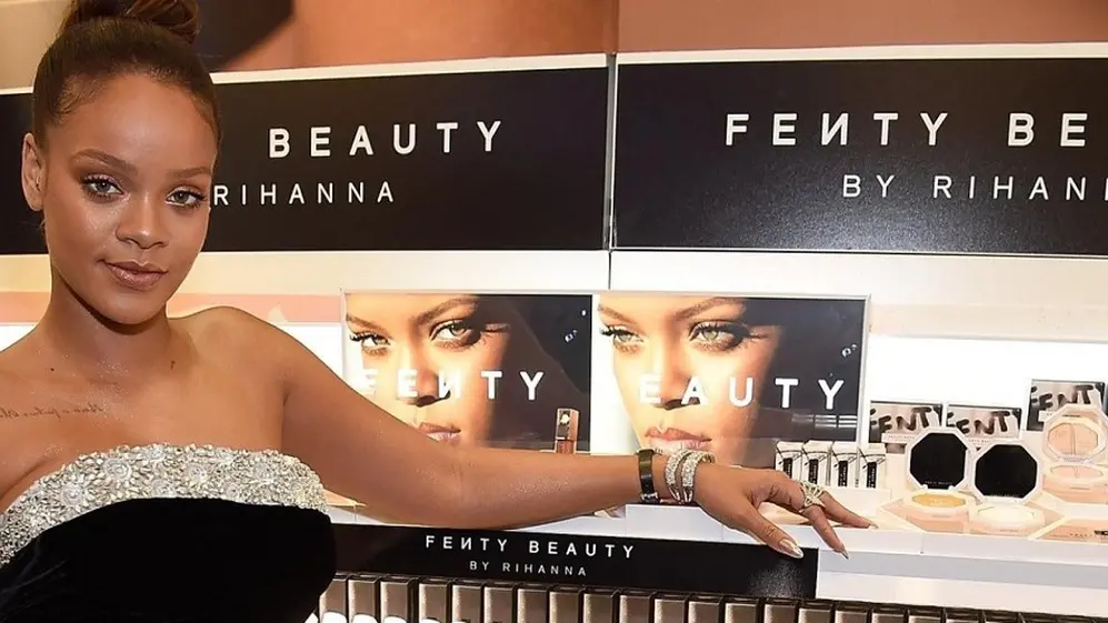 Rihanna popularizó el maquillaje para todas las pieles.