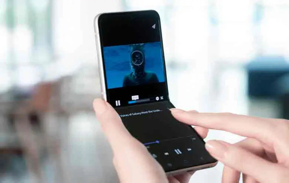 El Z Flip3 potencia las videollamadas.