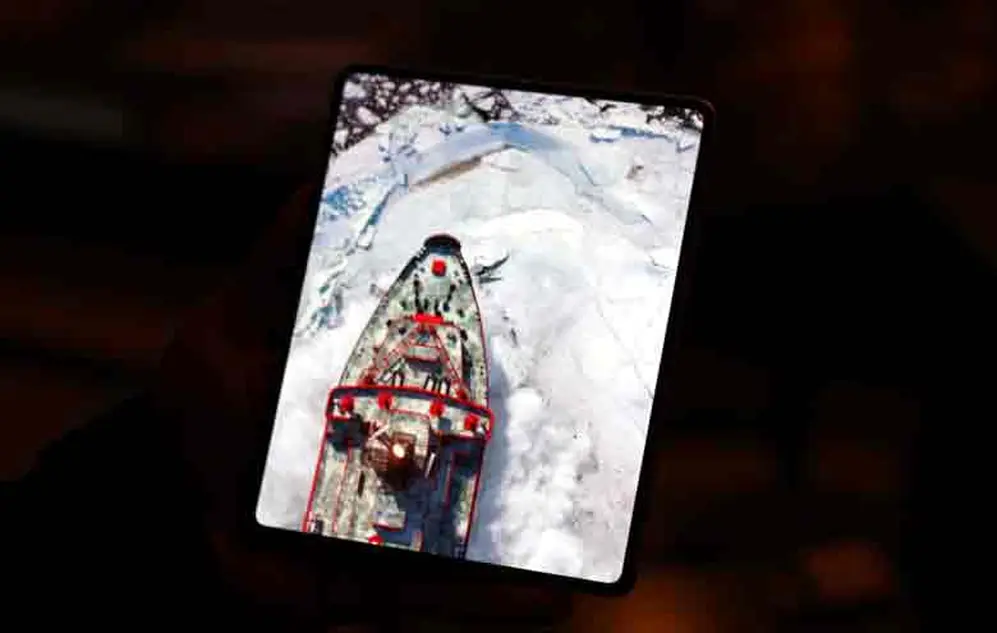 Z Fold3 se distingue por su potente capacidad multimedia.