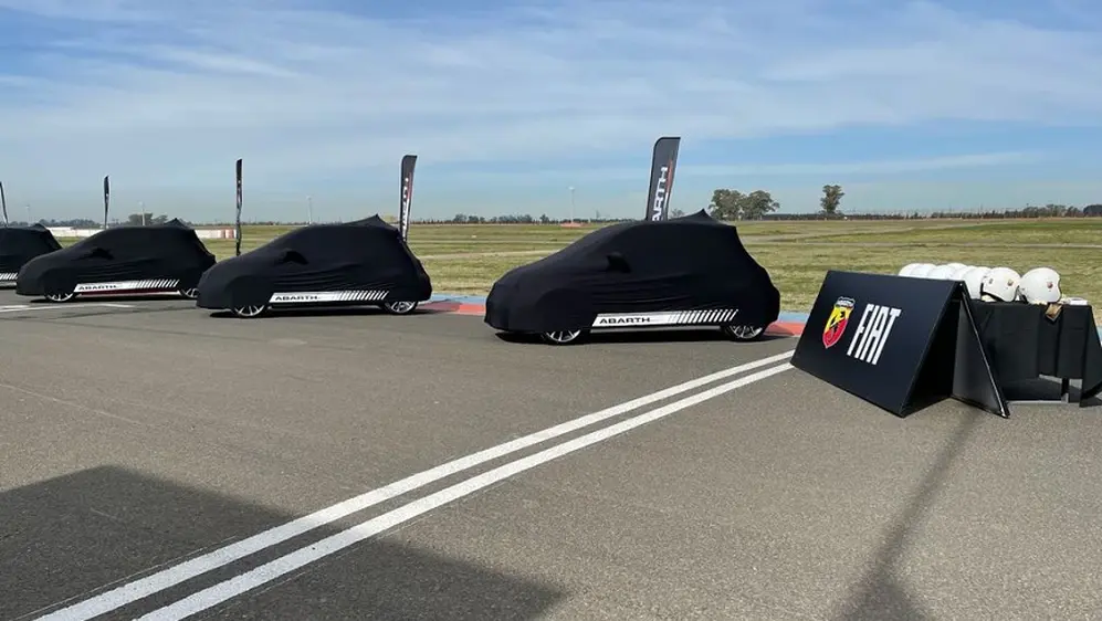 Abarth listos para ser entregados.