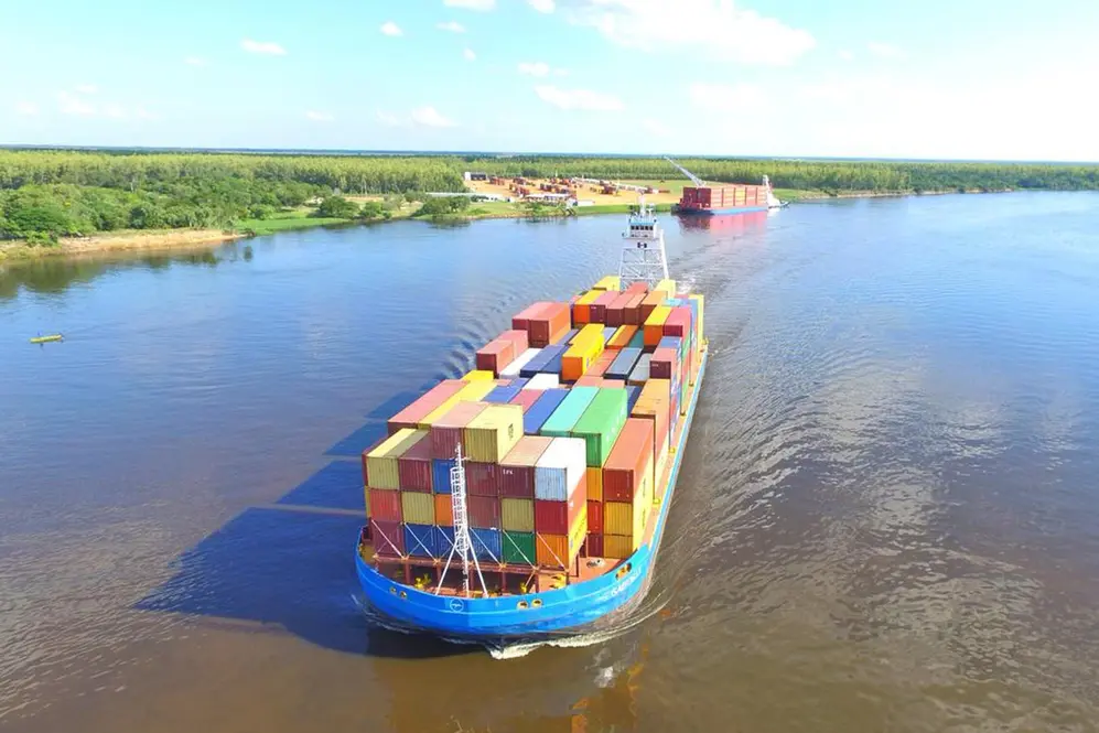 Se trata de un memorándum que favorecerá la capacitación de los recursos humanos de la Autoridad General de Puertos S.E., que no se privatizará