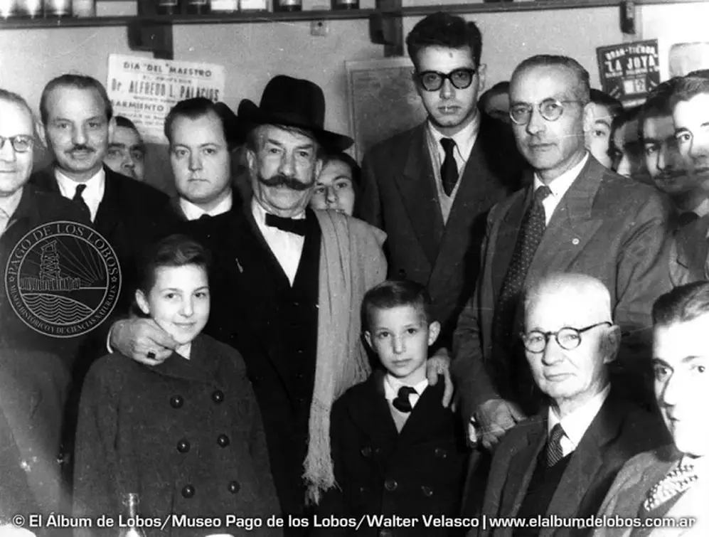 Alfredo Palacios durante una visita a Lobos, Provincia de Buenos Aires