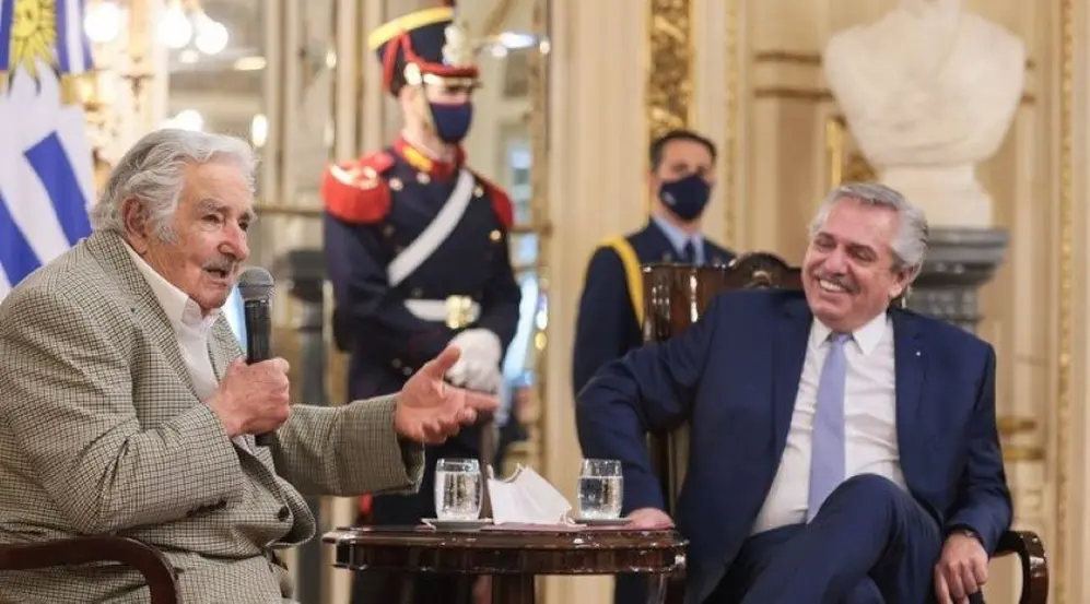 Mujica, en uno de sus encuentros con Alberto Fernández.