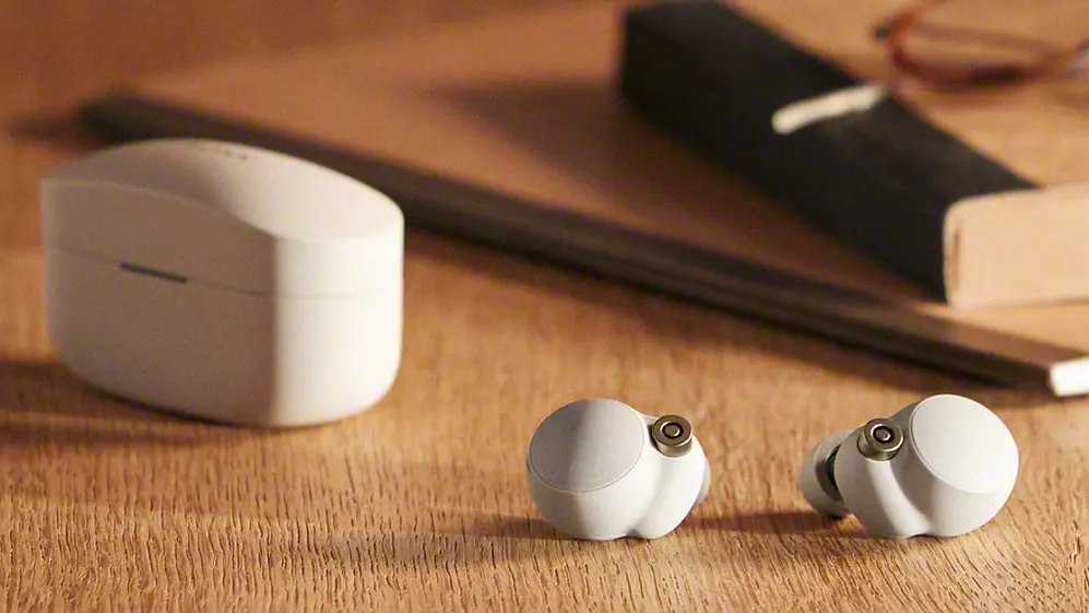 Los auriculares de Sony también están disponibles en color blanco.