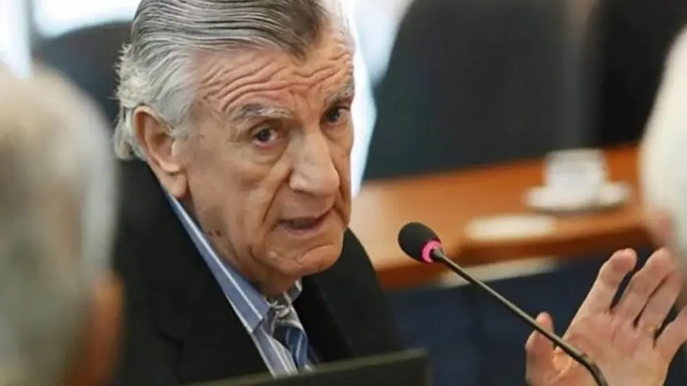José Luis Gioja también aportó un proyecto, el cual incluye fijar topes a los precios y deja la puerta abierta al impuesto a la vivienda ociosa