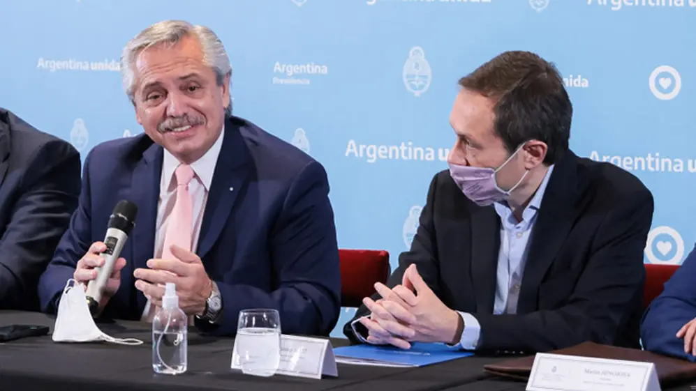 Gustavo Beliz anunció que preparan un proyecto para regular el uso de las redes sociales