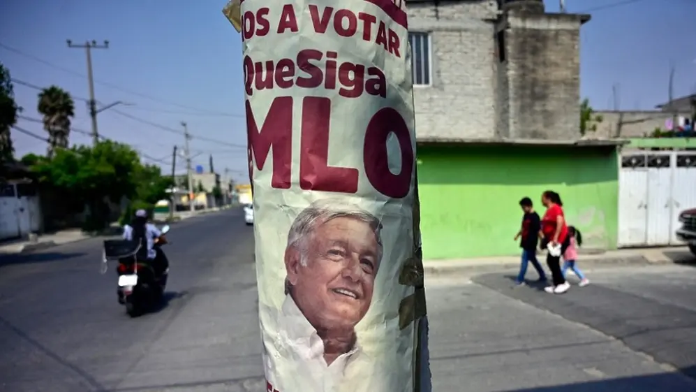 l mandatario logró que la consulta fuera incluida en la Constitución en 2019 como un antídoto contra 