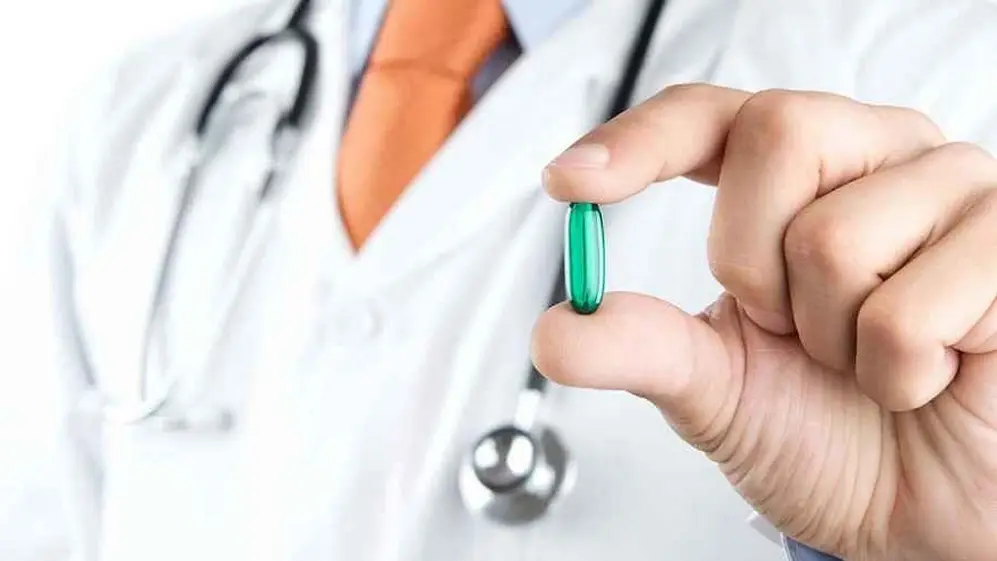 Tepotinib se administra mediante dos comprimidos por vía oral, en una sola toma diaria