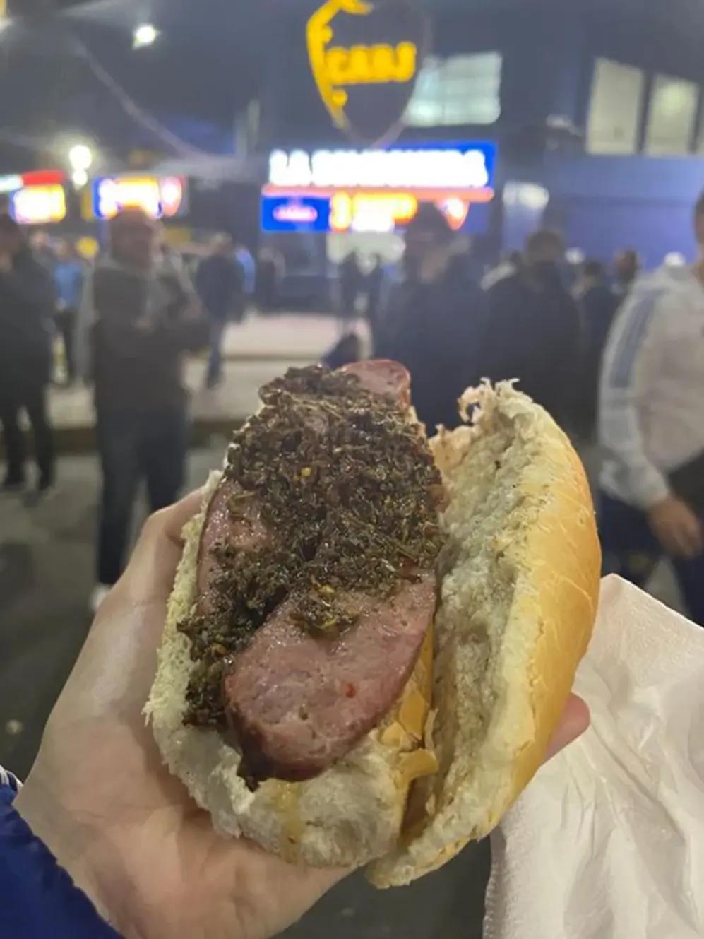 El choripán por el que el turista inglés pagó $600