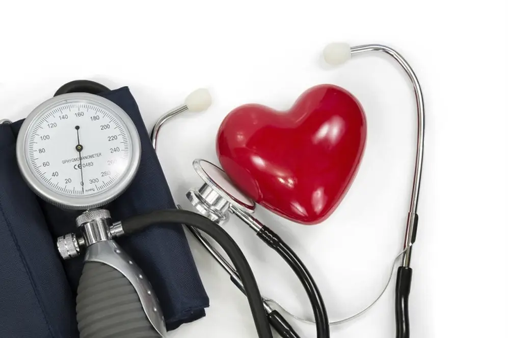 es necesario mantener los valores de presión arterial controlados