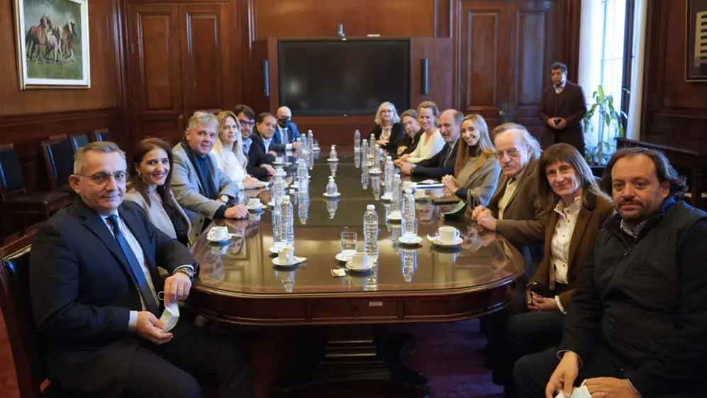 El acto de ampliación de las licencias familiares en el Banco Nación