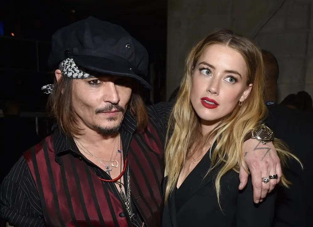 Los actores se conocieron en el 2009 durante el rodaje de la película The Rum Diary, pero recién en 2012 comenzaron una relación