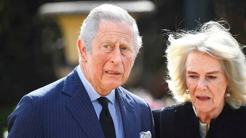 El rey Carlos III inicia hoy su reinado, tras la muerte de su madre Isabel II.