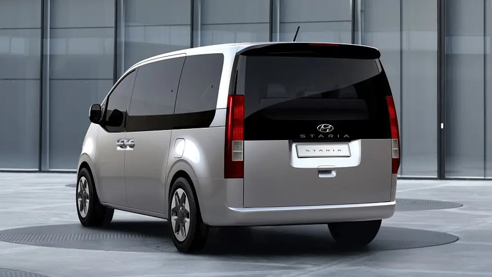 La Hyundai Staria tiene tracción 4x4.
