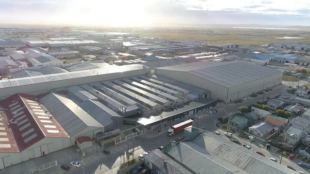 Plantas de Mirgor en Río Grande, donde fabrica la marca Samsung de celulares.