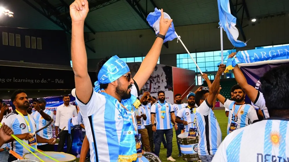 Argentina copó Qatar y los estadios son celeste y blanco.