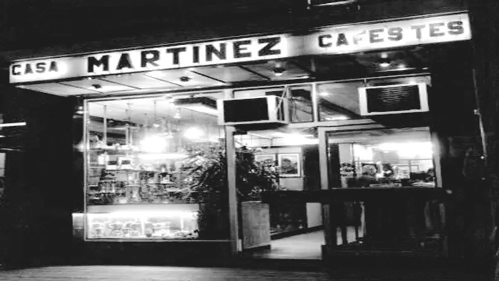 Café Martinez es la historia de un amor prohibido que inició en Asturias y se concretó en Argentina