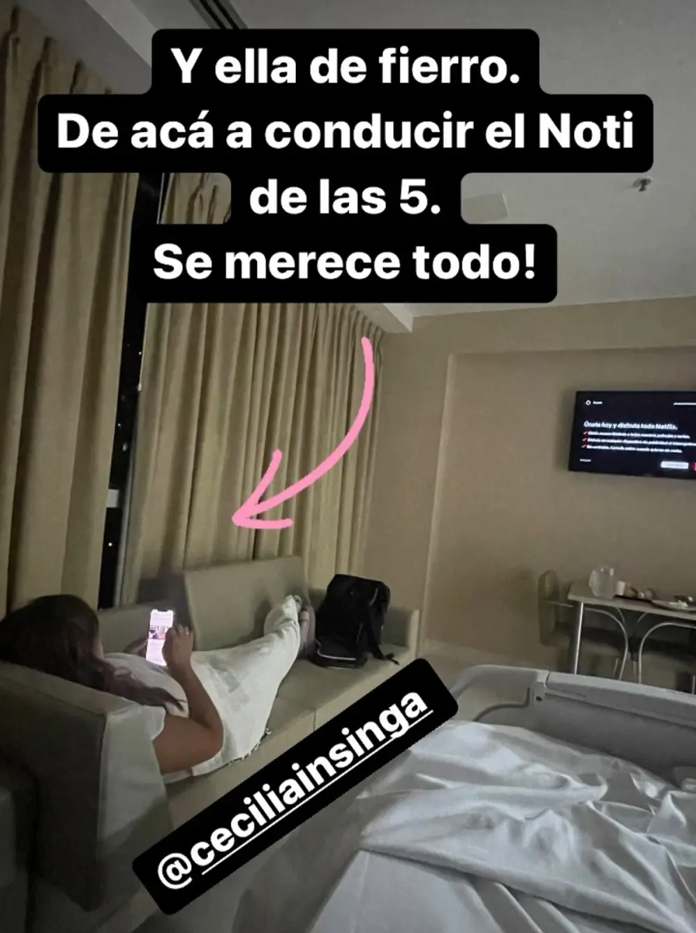 El periodista agradeció a sus esposa por acompañarlo en este momento.