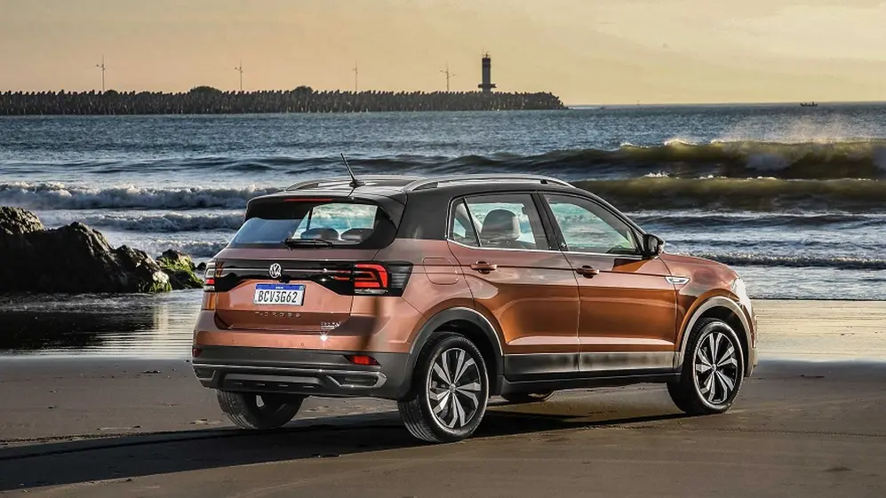 El SUV T-Cross tiene más capacidad en el baúl.