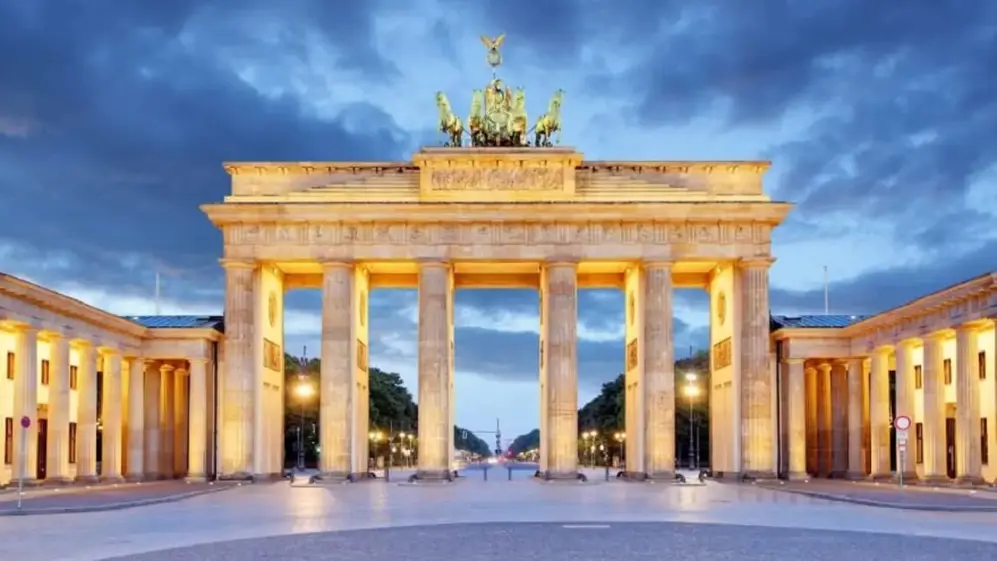 La Puerta de Brandeburgo, uno de los lugares a visitar sí o sí en Berlín