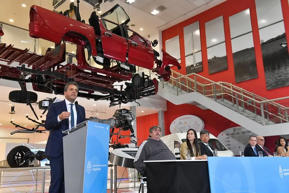 Acto de Massa en Toyota