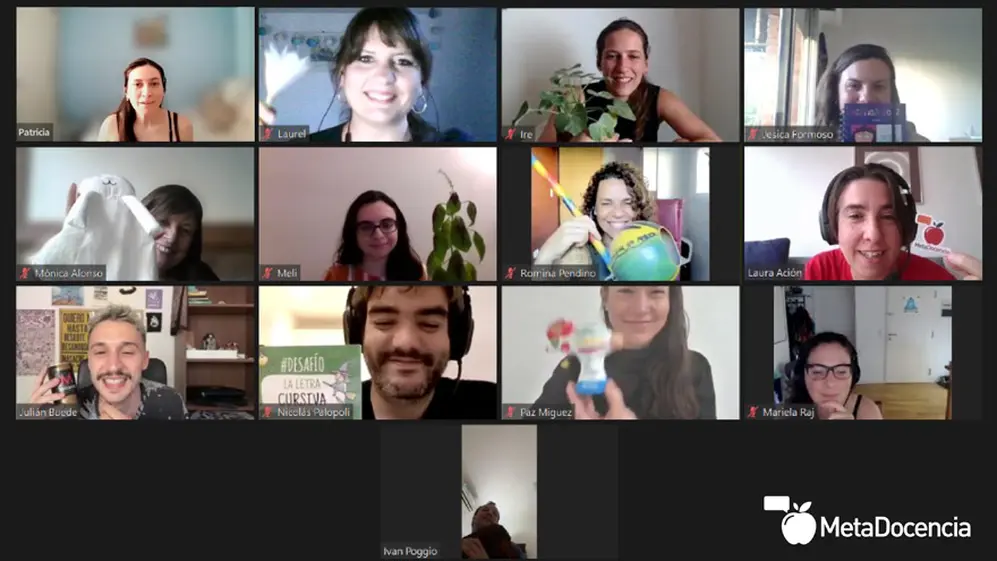 El equipo de Metadocencia, reunido en un Zoom.