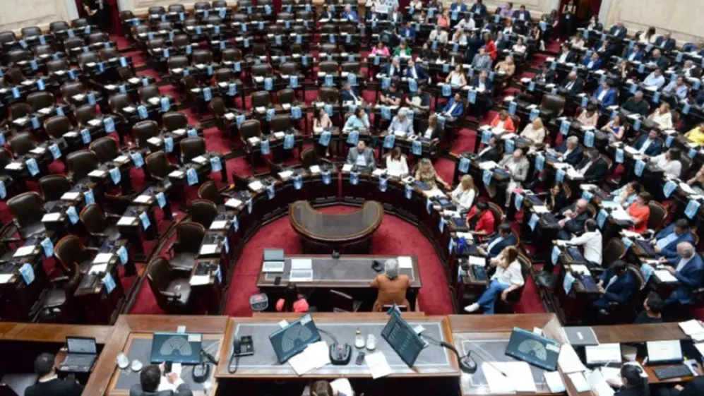 La nueva Cámara de Diputados tendría un bloque de 40 para Milei y alejaría aún más del quórum a  JxC y UP
