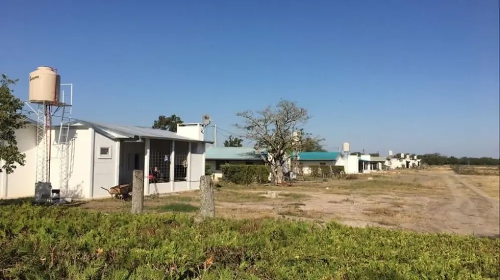 Las casas de Batistuta para los empleados.