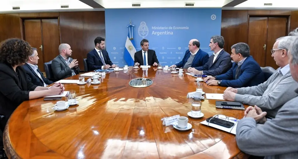 Massa y los representantes de las aerolíneas