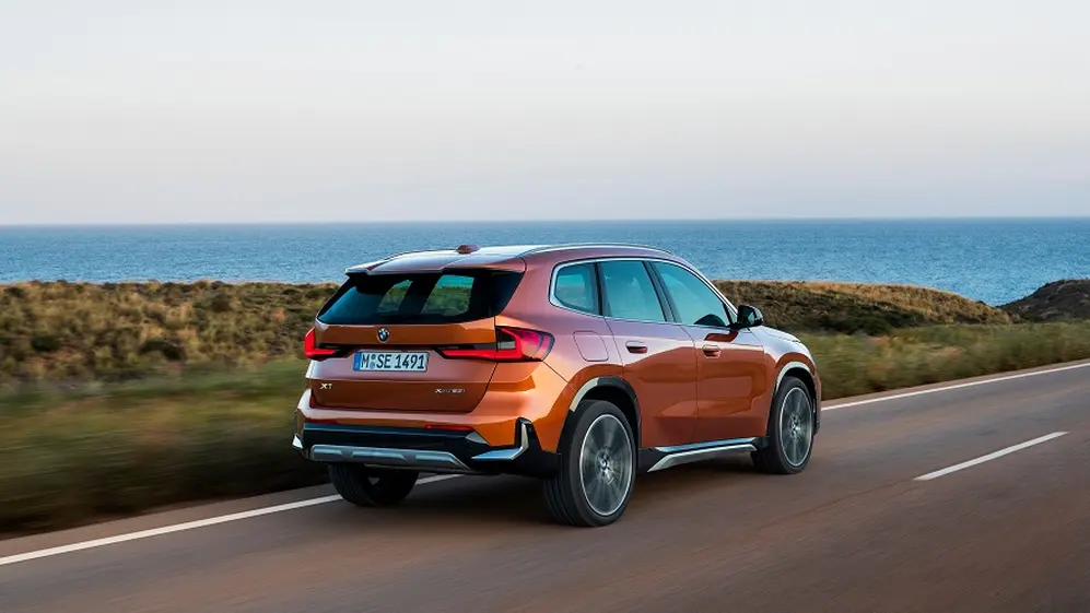Las líneas posteriores del SUV son más amplias.