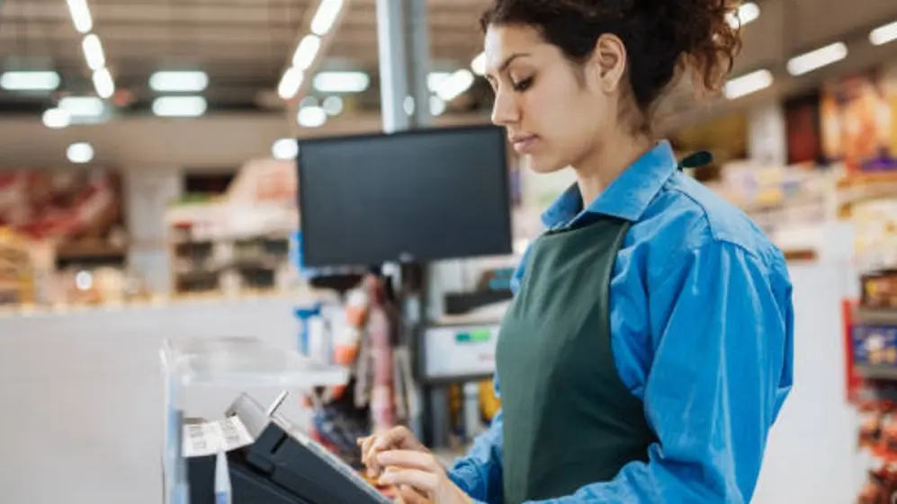 Se liquidará a los trabajadores mercantiles que hayan prestado servicios el feriado del martes 9 de julio